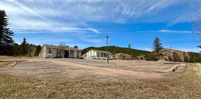 Building Photo - 610 N Coraline St