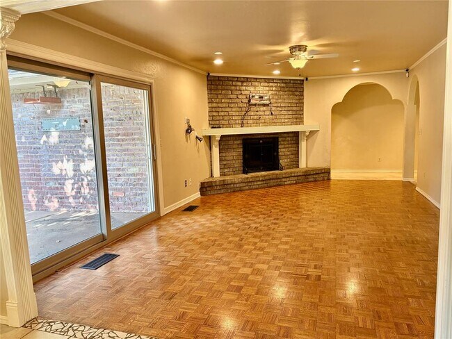 Building Photo - 2945 Kerry Ln