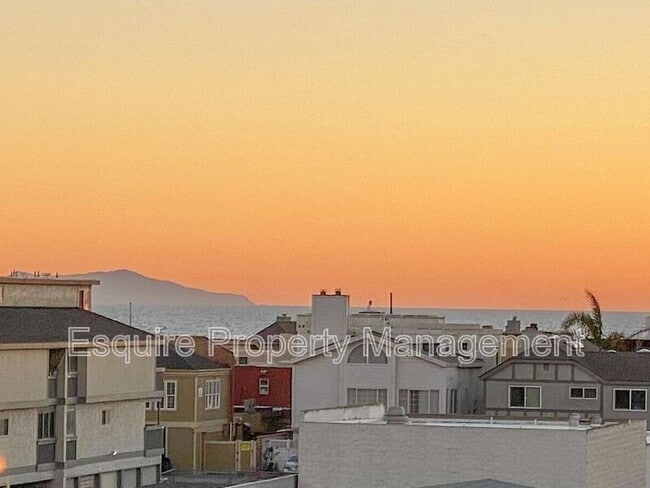 Building Photo - 2847 Harbor Blvd