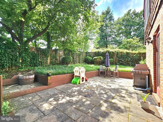 Building Photo - 3410 15th St N