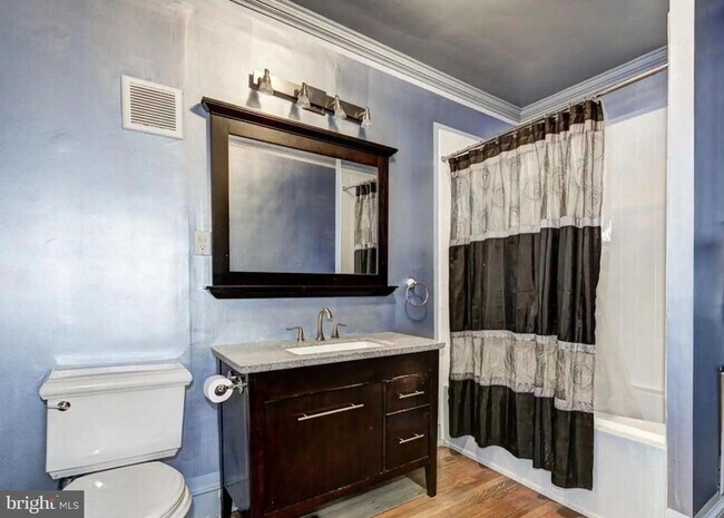 Building Photo - 2116 37th St NW