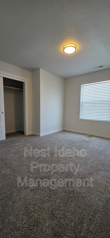 Building Photo - 4005 W Peak Cloud Dr
