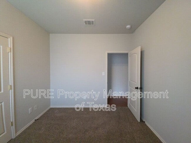 Building Photo - 1504 Muirfield Bend Dr