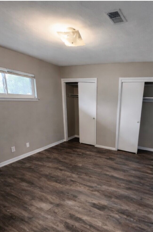 Building Photo - 4157 Hamilton St