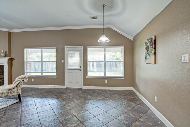 Building Photo - 4309 Juan Carlos Ct