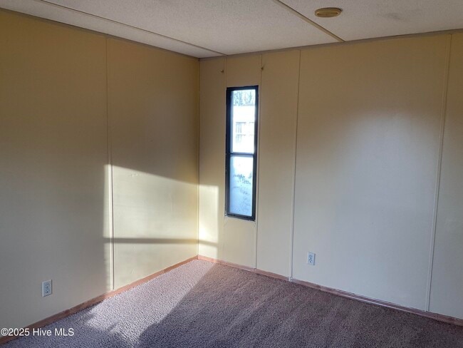 Building Photo - 424 Daly St