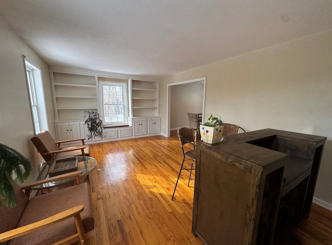 Building Photo - 237 Chestnut Hill Rd