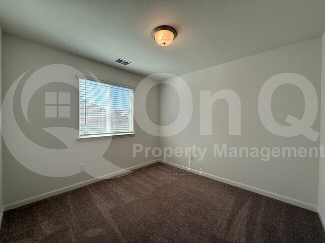 Building Photo - 3002 Trina St