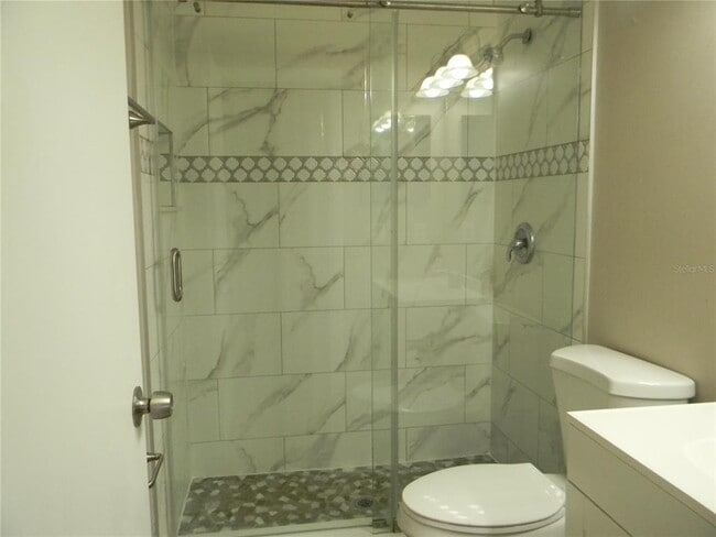 Building Photo - 150 Abbey Hollow Dr