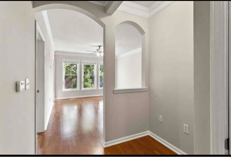 Building Photo - 1850 Cotillion Dr