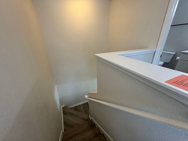 Building Photo - 3548 Peppervine Dr