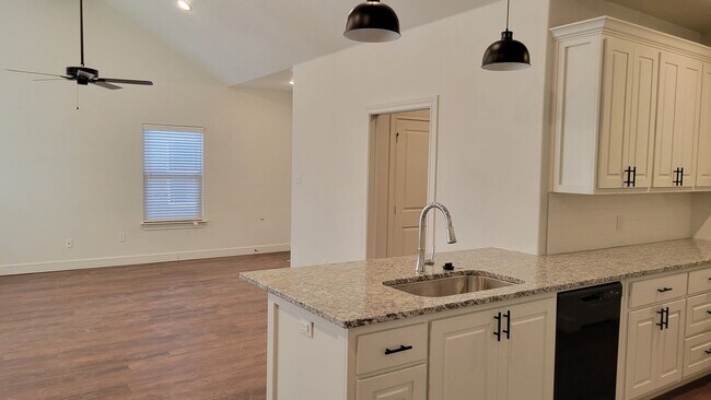Building Photo - 7124 22nd Pl