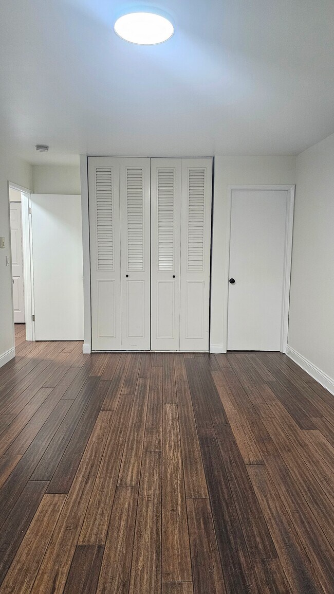MASTER BEDROOM - 1500 SW Skyline Blvd