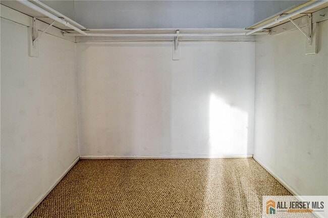 Building Photo - 6092 Cedar Ct
