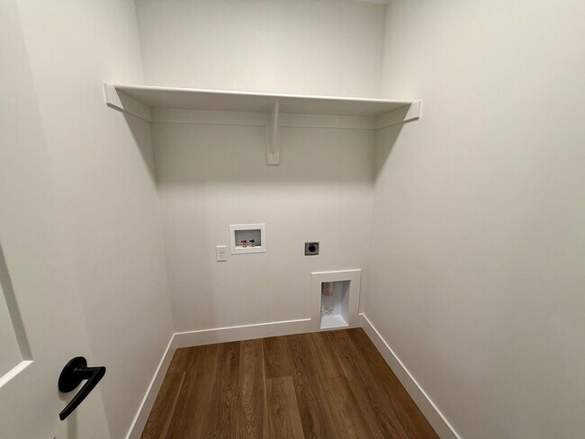 Building Photo - Brand New Rental Alert – JDC Ranch, Plain City!