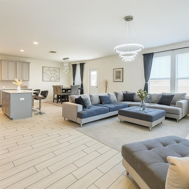 Primary Photo - 242 Zuma Dr