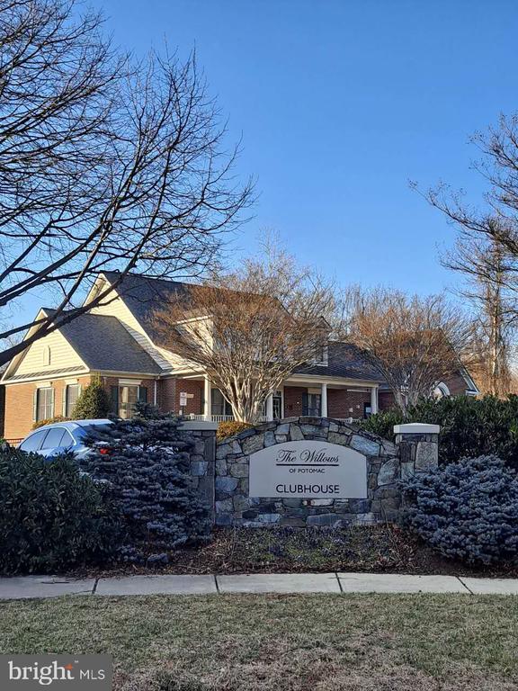 Building Photo - 13772 Lambertina Pl