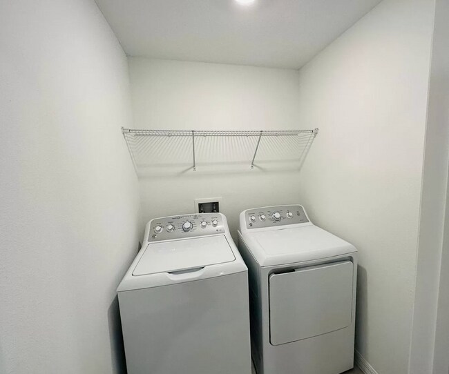 Building Photo - 5199 Forum Blvd