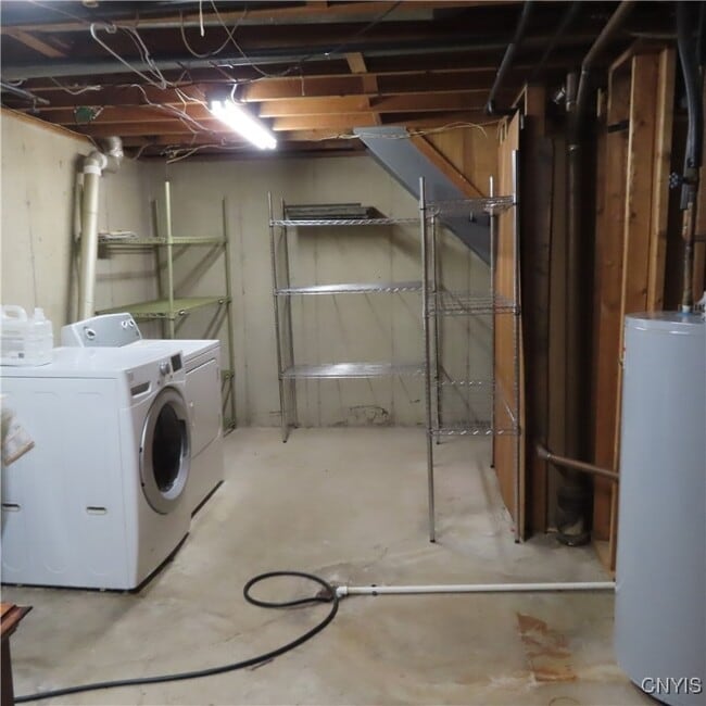 Building Photo - 7843 Glenwood Dr N