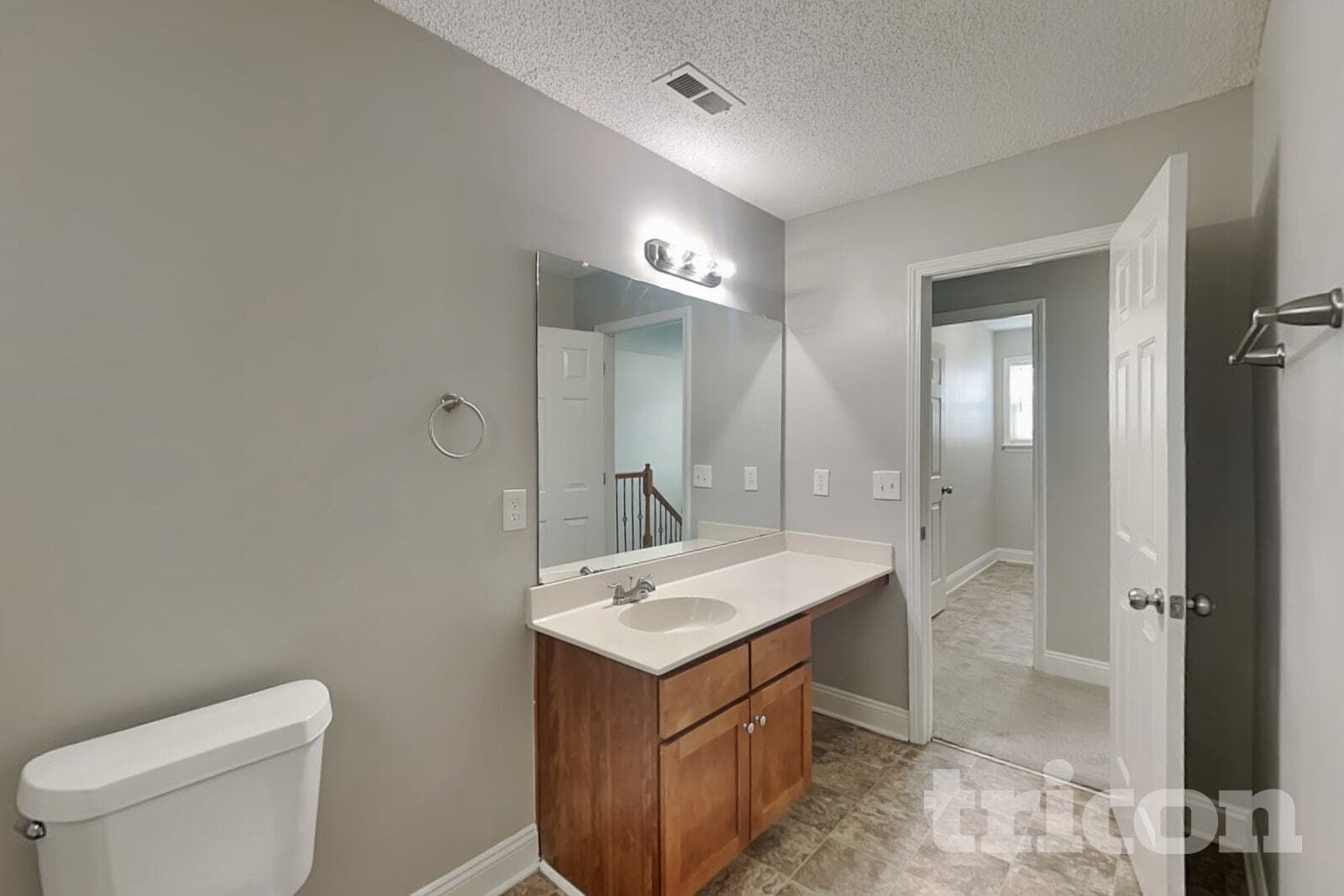 Building Photo - 13706 Traherne Ct
