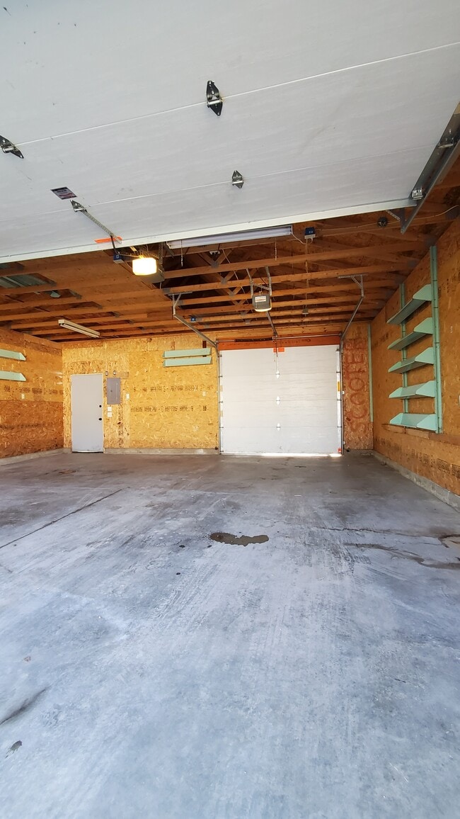 Building Photo - 1232 11th St NW