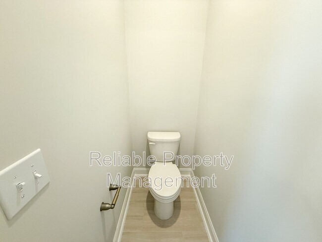 Building Photo - 536 Tanner Lk Ln