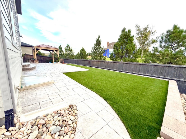 Building Photo - 18284 Grosbeak Pl