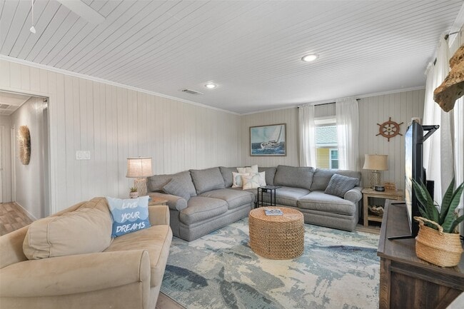 Building Photo - 4135 Fort Bend Dr