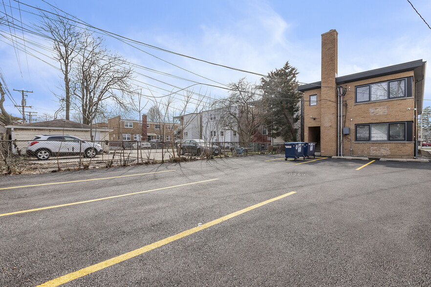 Building Photo - 1025 N Harlem Ave