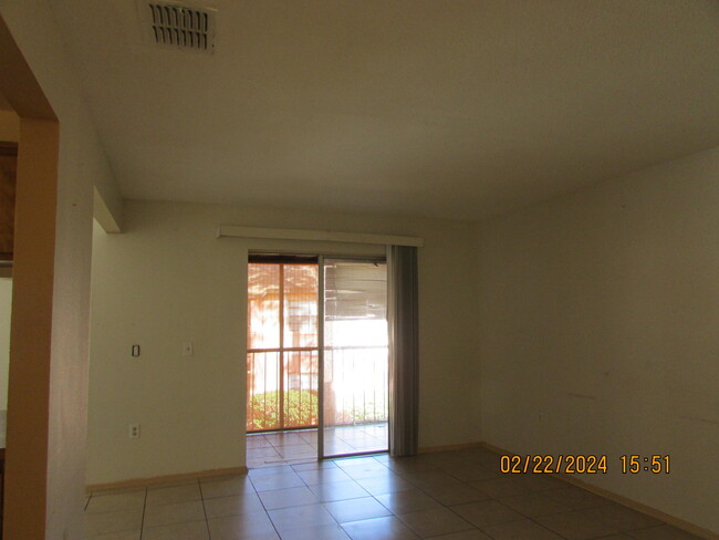 Building Photo - 4125 Pinewood Dr NE