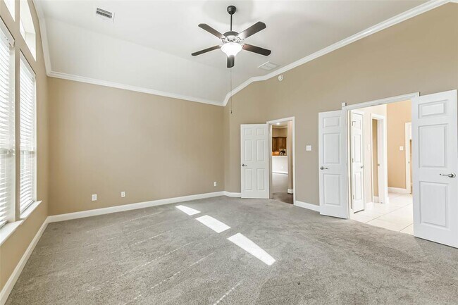 Building Photo - 13911 Desert Trace Ct