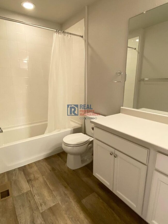 Building Photo - 16218 E Elk Dr