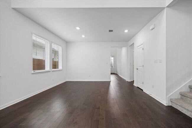 Building Photo - 6407 Rounded Pebble Ln