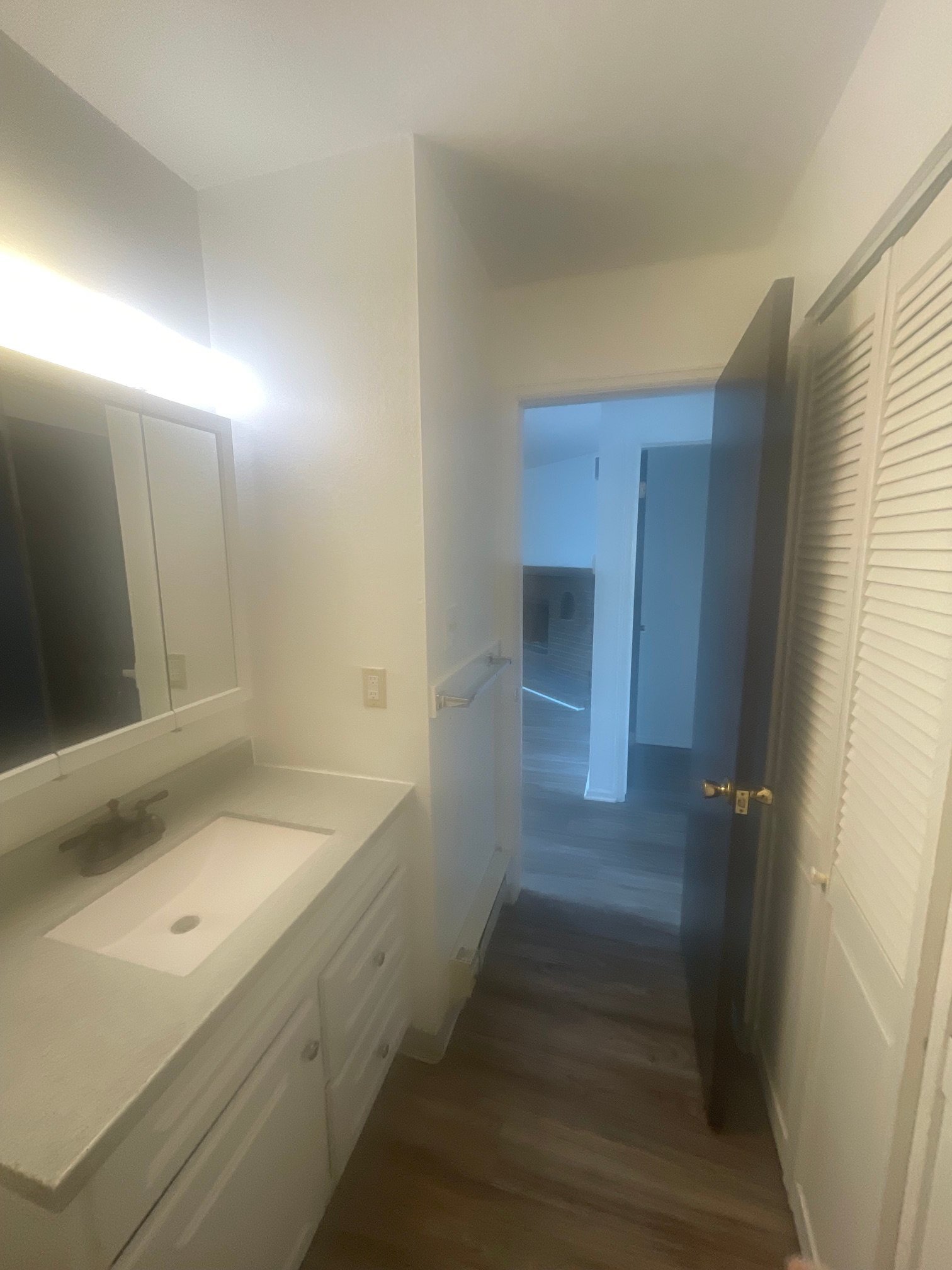 Building Photo - 5400 Imperial Ct
