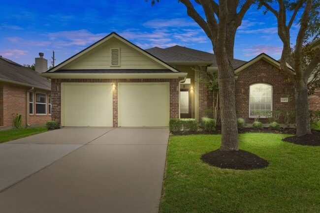 Building Photo - Charming Missouri City house in Sienna Com...