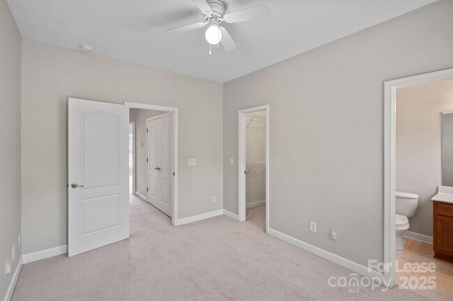 Building Photo - 9724 Longstone Ln