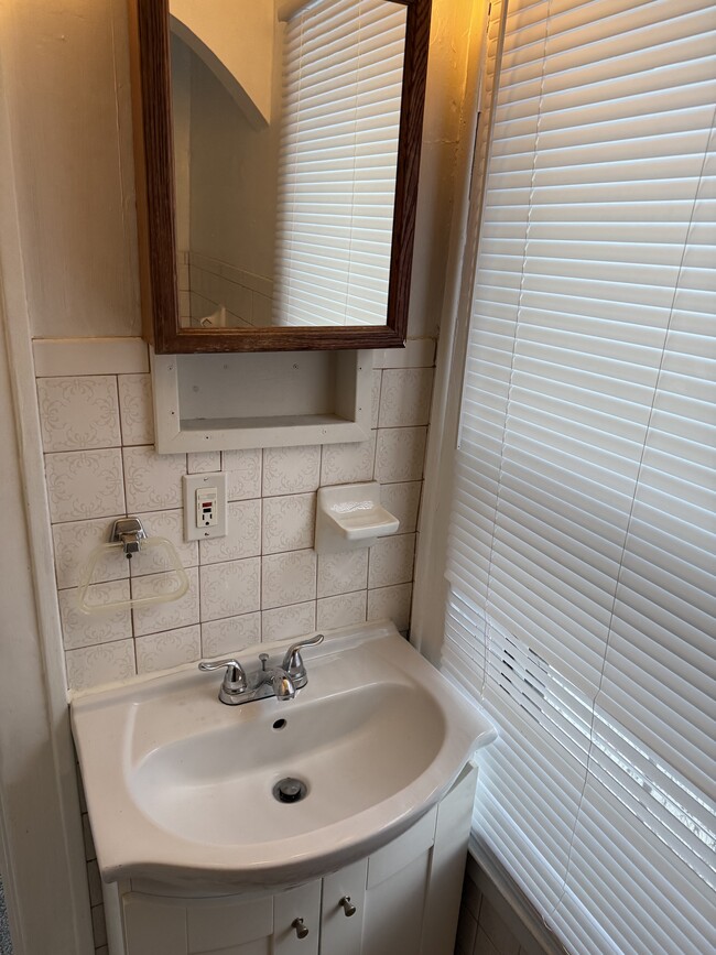 Bathroom - 18939 Meier St