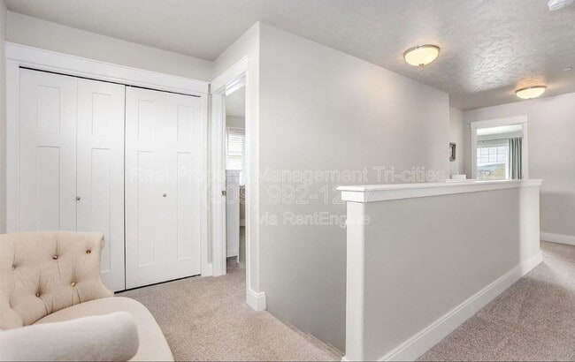 Building Photo - 4646 Corvina St