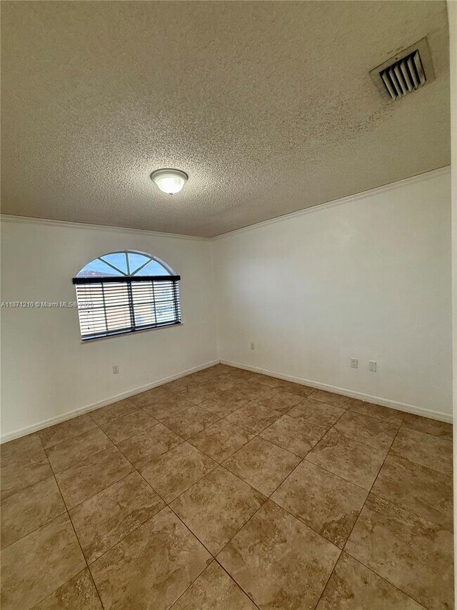 Building Photo - 6843 W 36th Ave