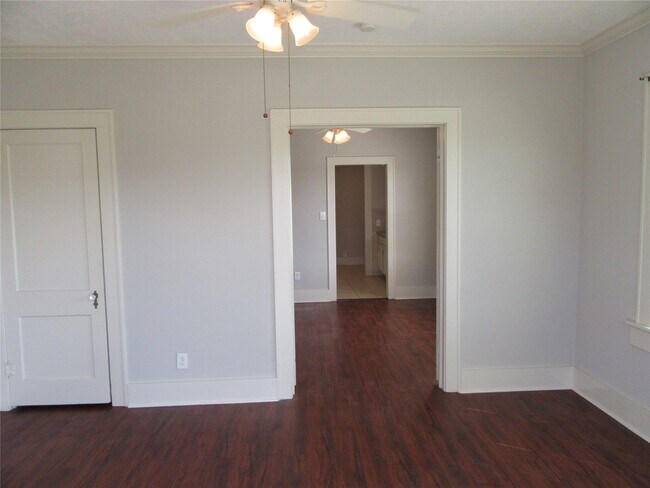 Building Photo - 2121 Market St