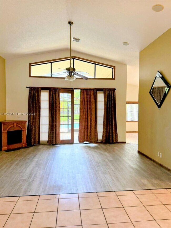 Building Photo - 2700 NW 112th Ave