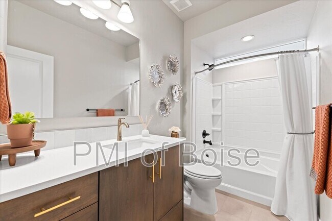 Building Photo - 10238 Hazy Gln Dr