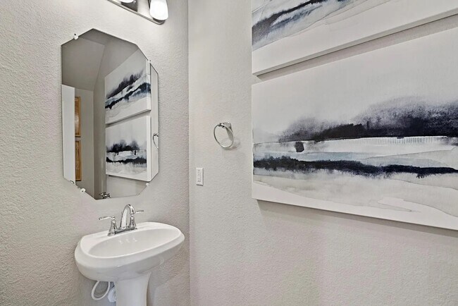 Building Photo - 2948 Percheron Dr