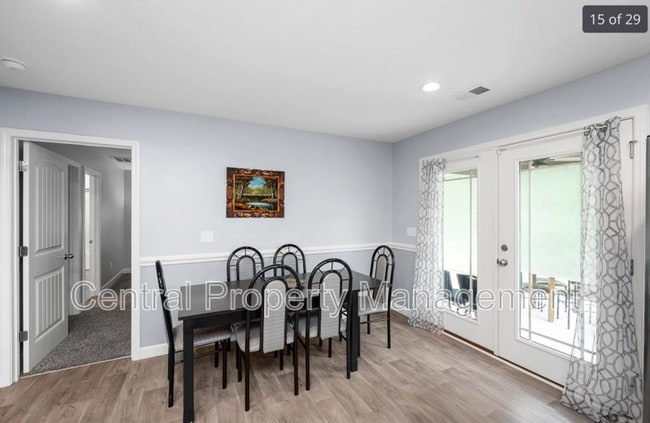 Building Photo - 487 Timberwood Dr