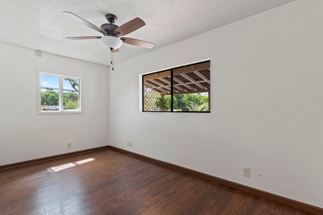 Building Photo - Cozy Cottage in Kihei