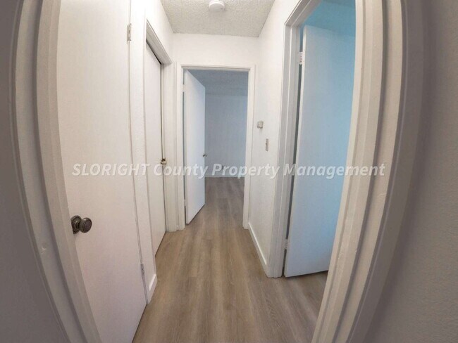 Building Photo - AVAILABLE NOW- Downstairs Paso Robles Apartment - 2 Bedroom 1 Bathroom
