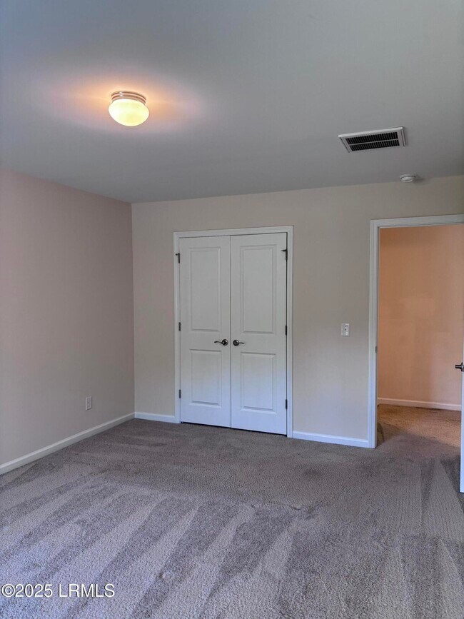 Building Photo - 10 Grand Willow Wy