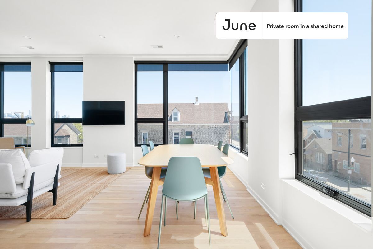 Building Photo - Room in Shared 4 bed/3 bath home