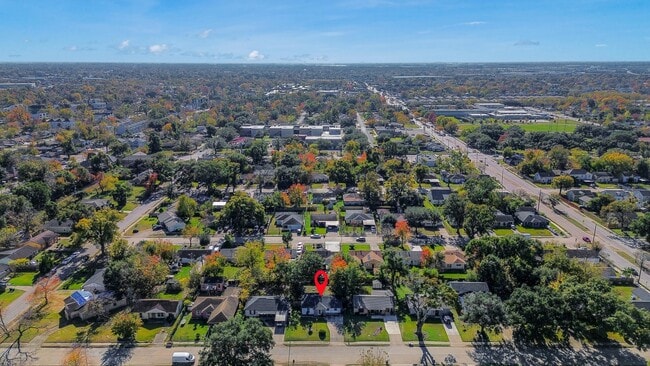 Building Photo - 3926 Florinda St