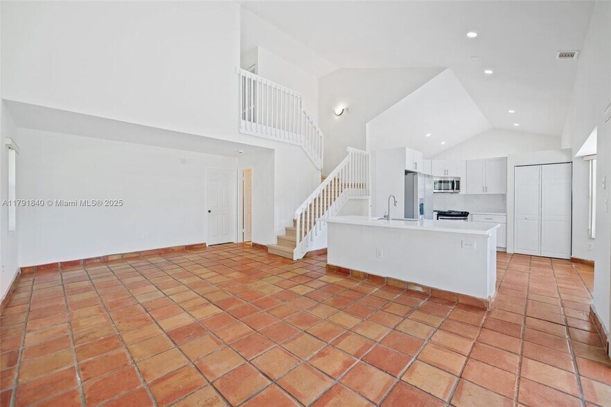 Building Photo - 14531 Hampton Pl